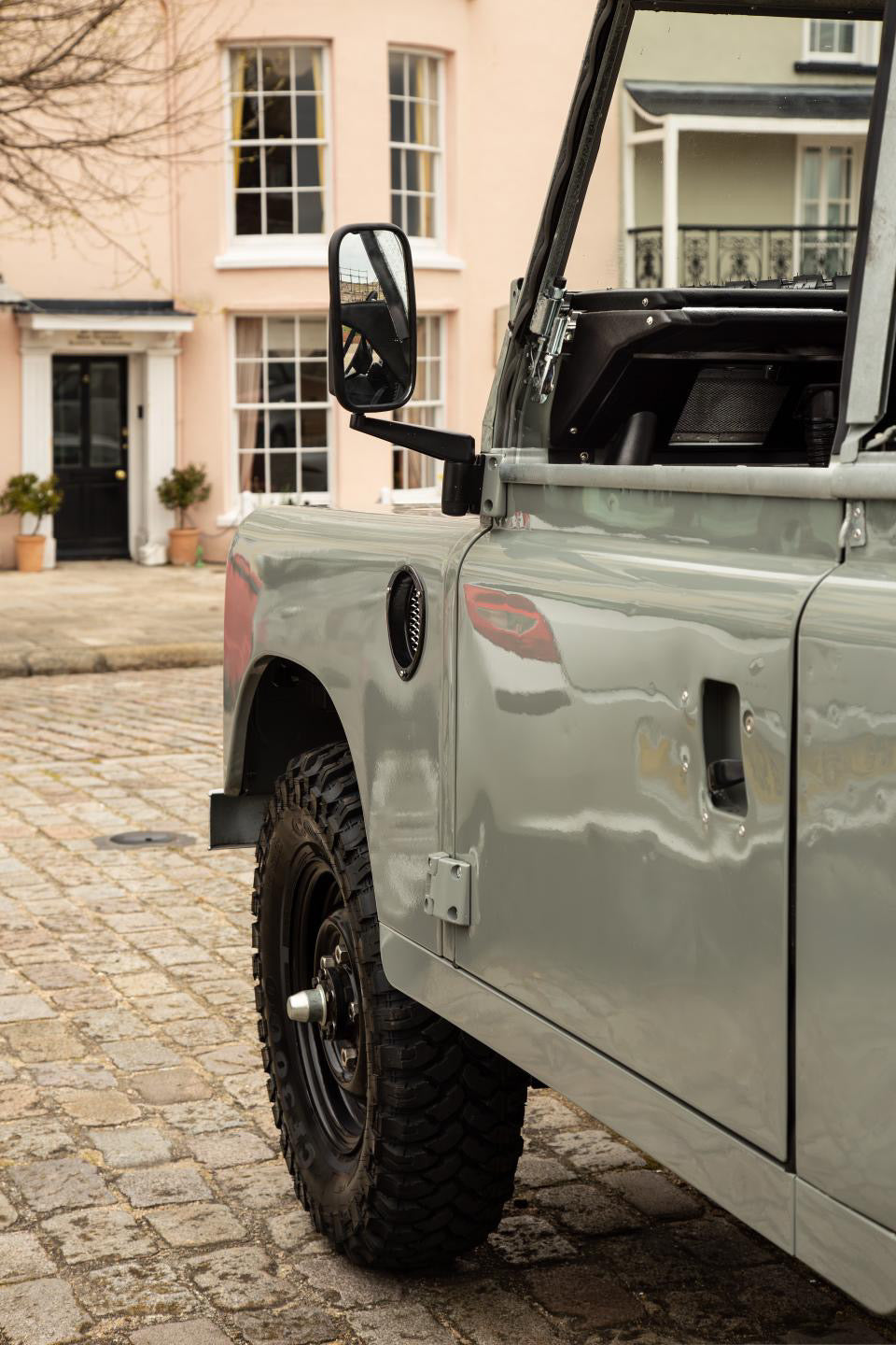 SOLD 1980 LAND ROVER SERIES III