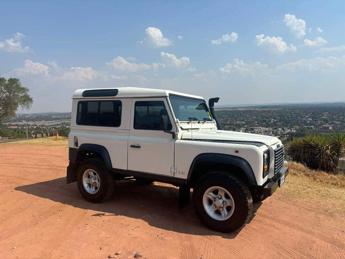 1999 model Defender 90
BMW M52 factory fitted engine