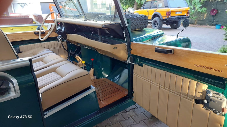 Landrover Series 3. 1973 Green