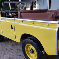 Landrover Series 3 1974. Yellow