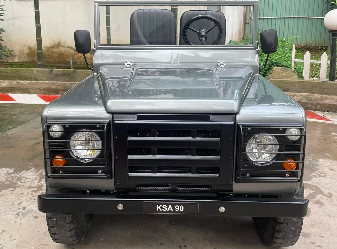 Bespoke Junior Landrover Defender