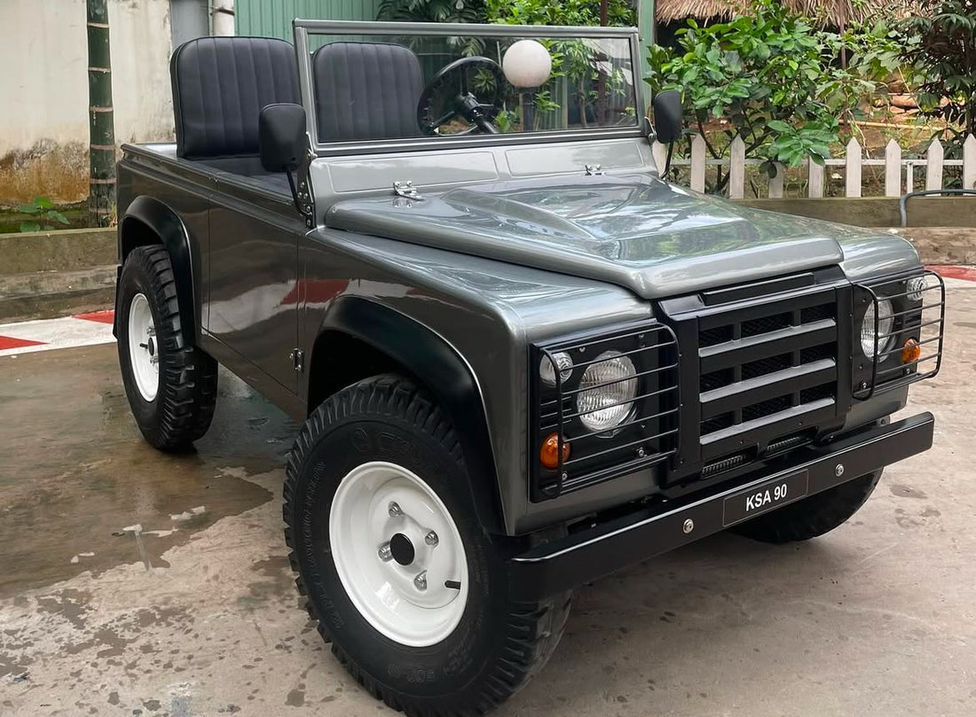 Bespoke Junior Landrover Defender