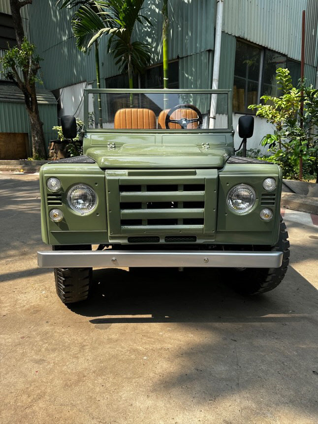 Bespoke Junior Landrover Defender