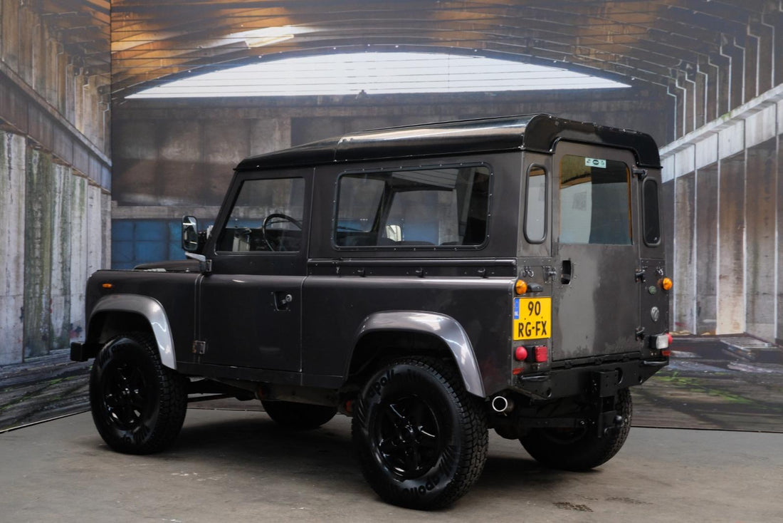 Landrover Defender 90 V8 automatic. 1985