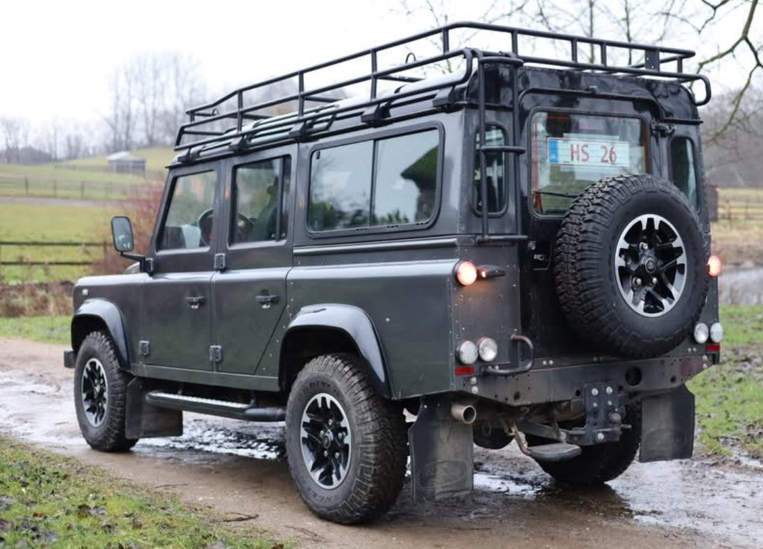 2016 Land Rover  Land Rover Defender 110 Adventure Limited Edition (1/600)