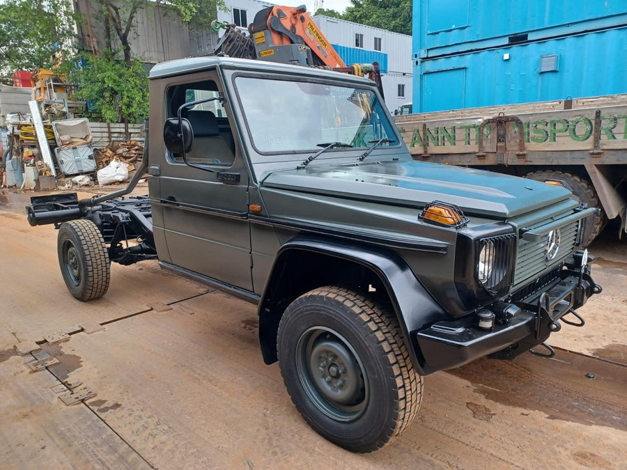 Mercedes Benz G290GD Pickup truck