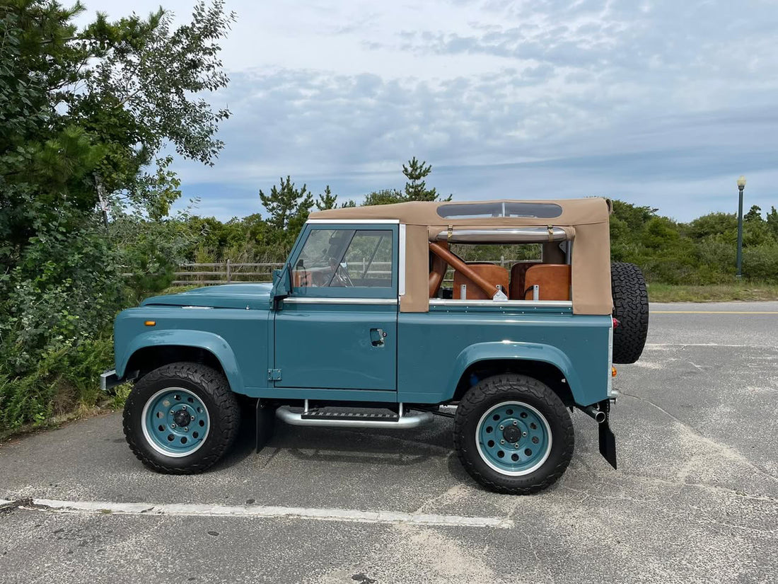 Landrover Defender 90 Heritage – Fully Restored 1996