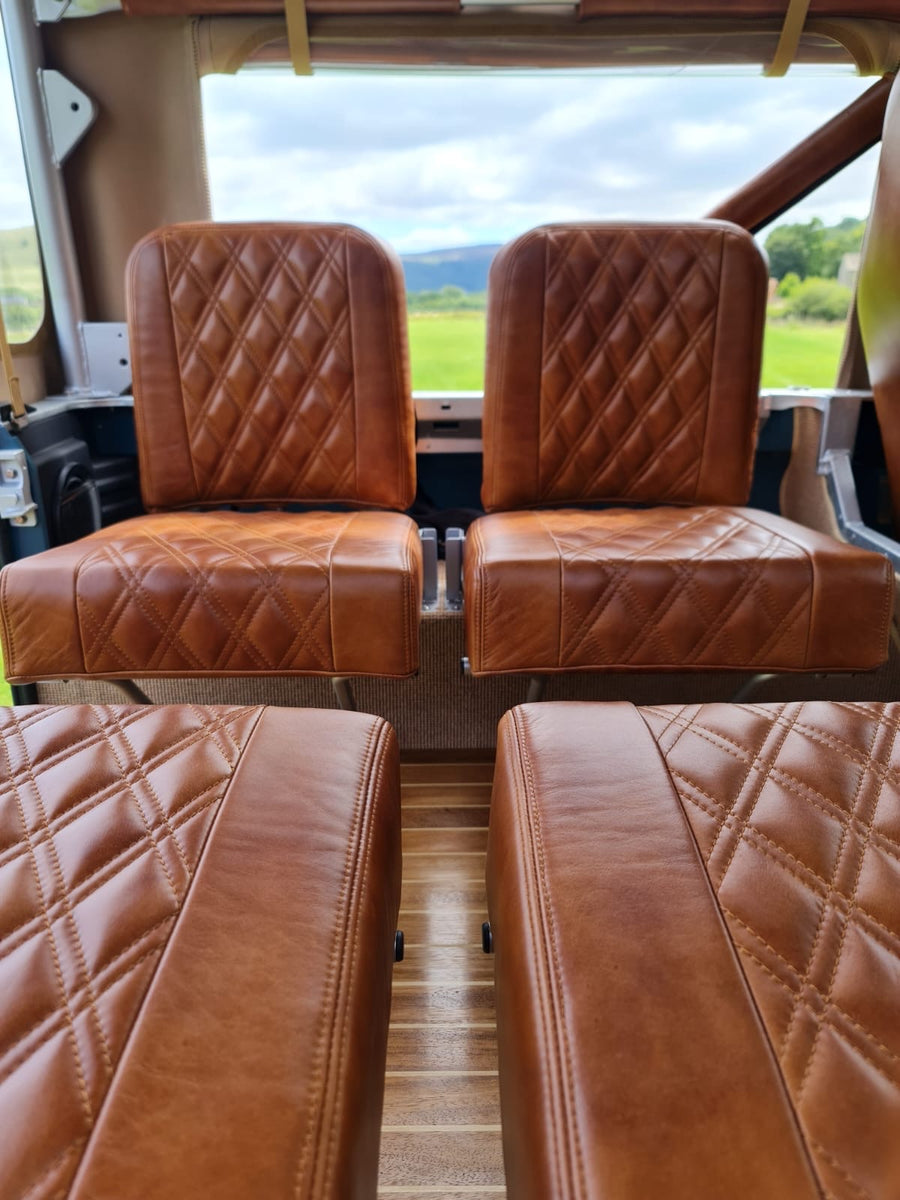 Landrover Defender 90 Heritage – Fully Restored 1996