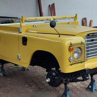 Landrover Series 3 1974. Yellow