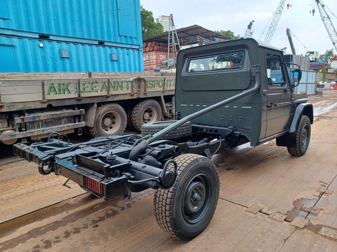 Mercedes Benz G290GD Pickup truck