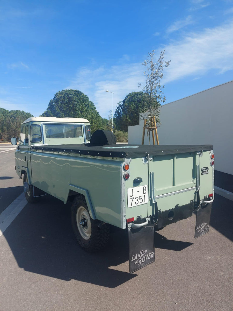 Landrover limited edition Santana 1300