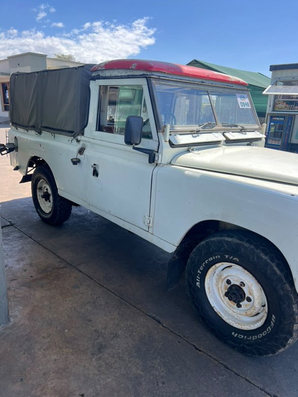 Landrover Series 3 109