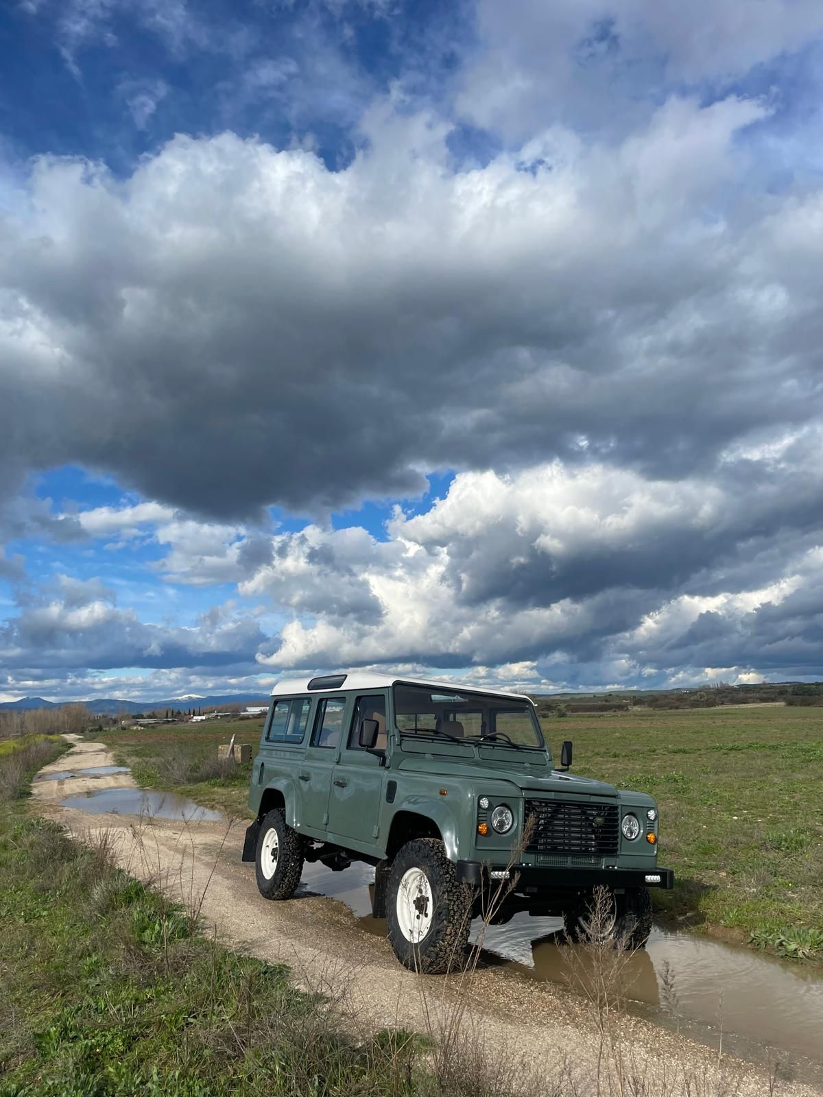 Bespoke Defender Reservation inc fees