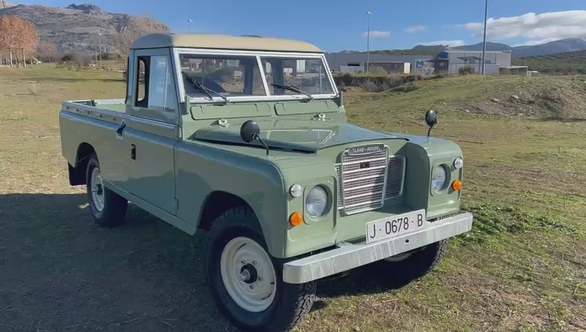 SOLD. Landrover Santana 109 pickup 1974