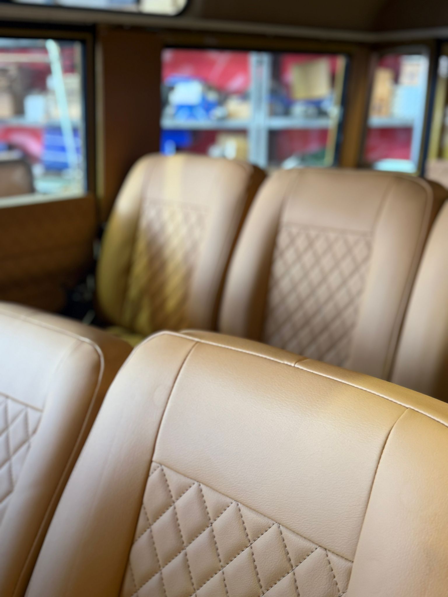 Bahama Gold — palette and works 3