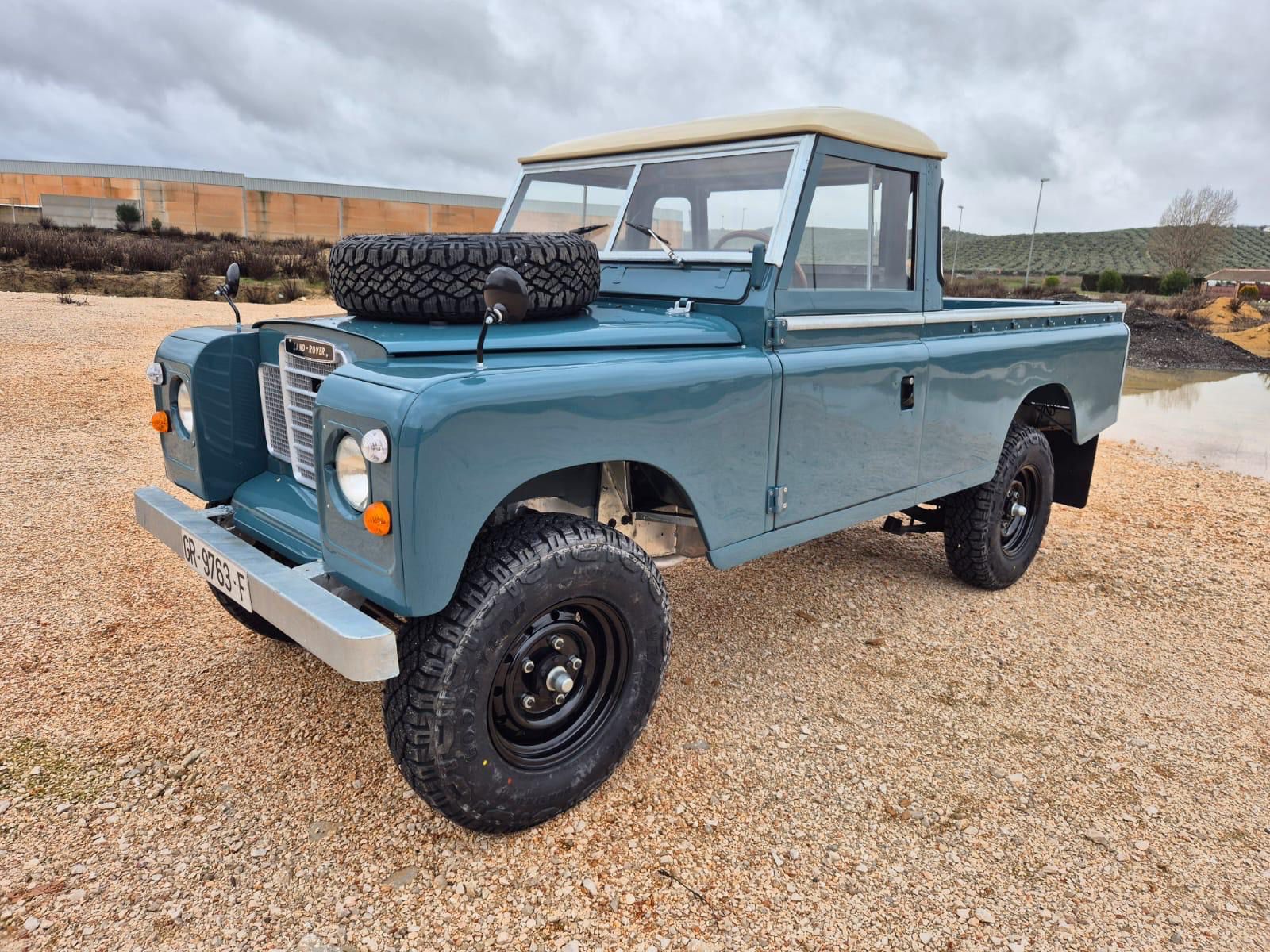 Blue — palette and works 6