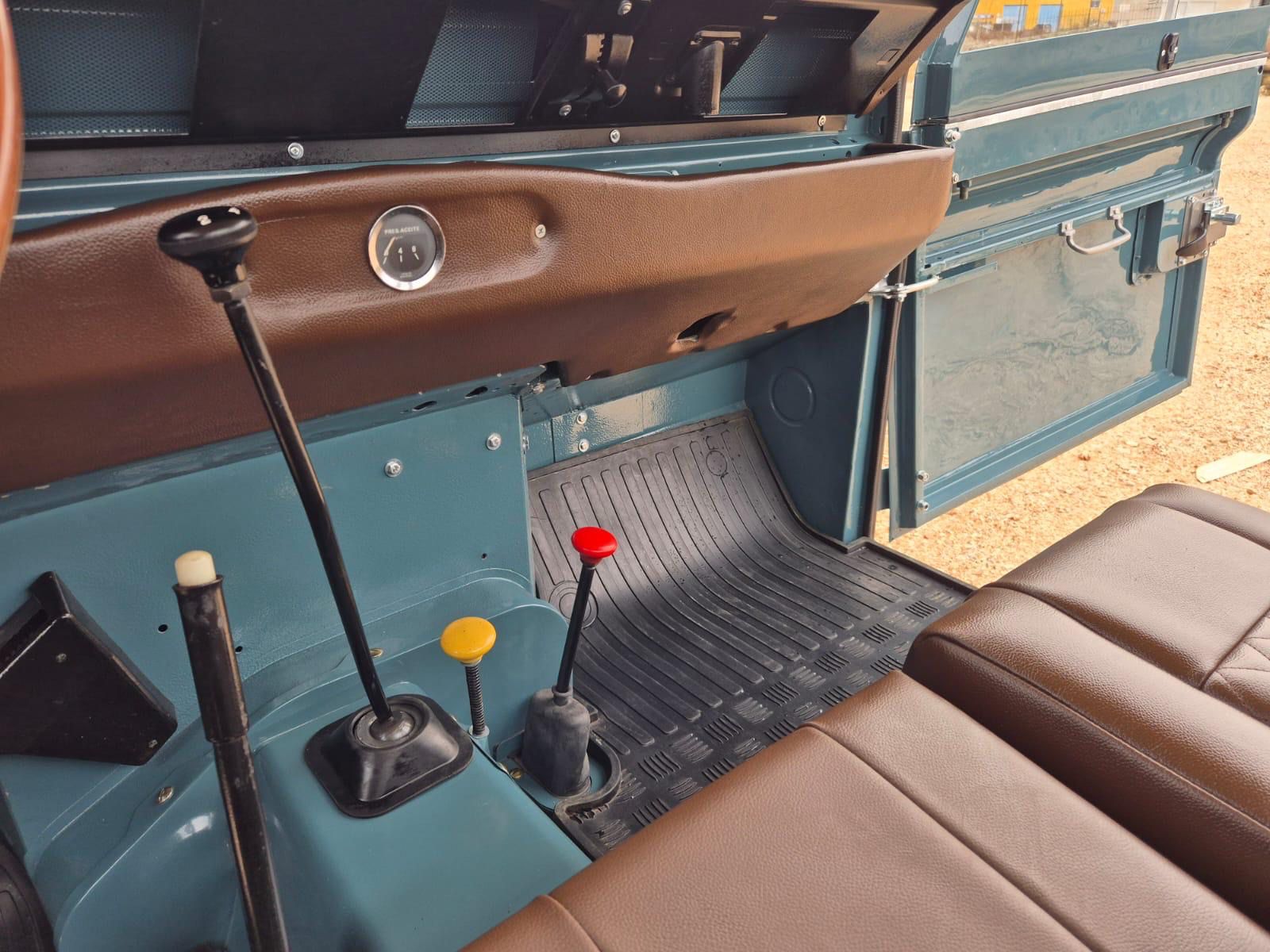 Blue — palette and works 9