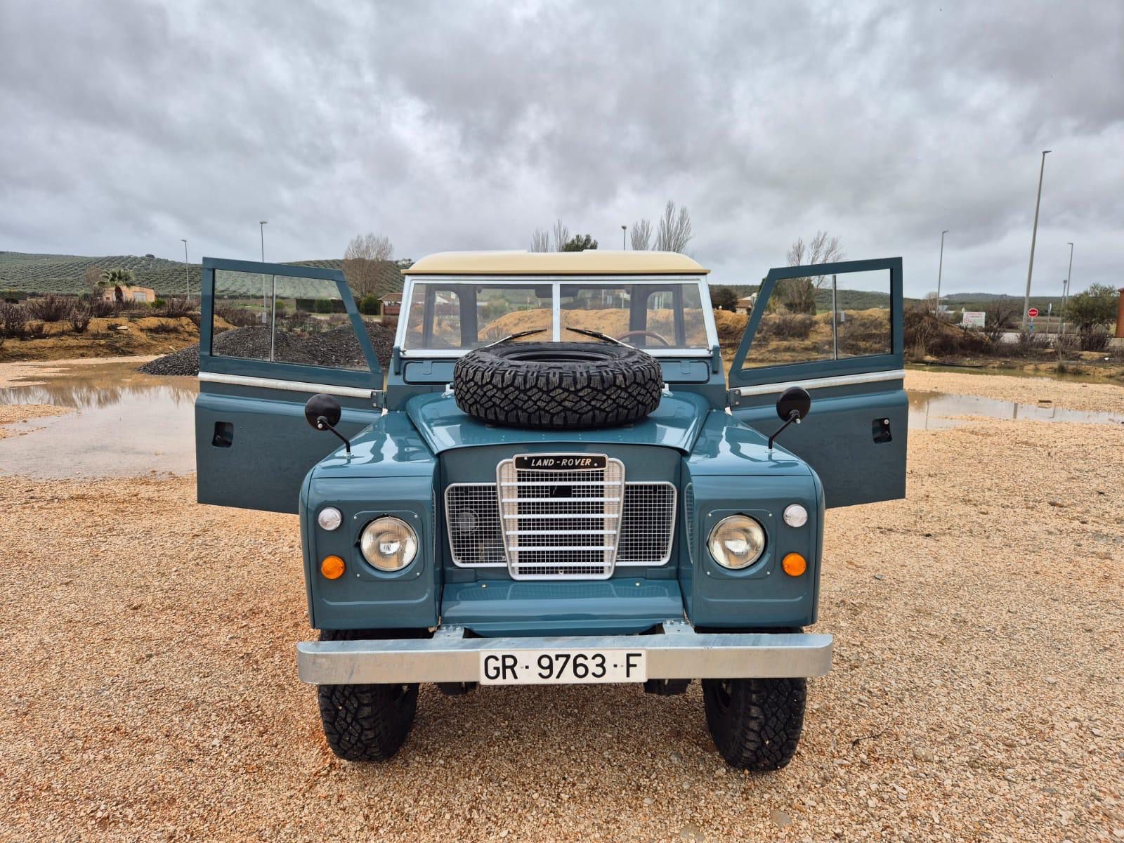 Blue — palette and works 13