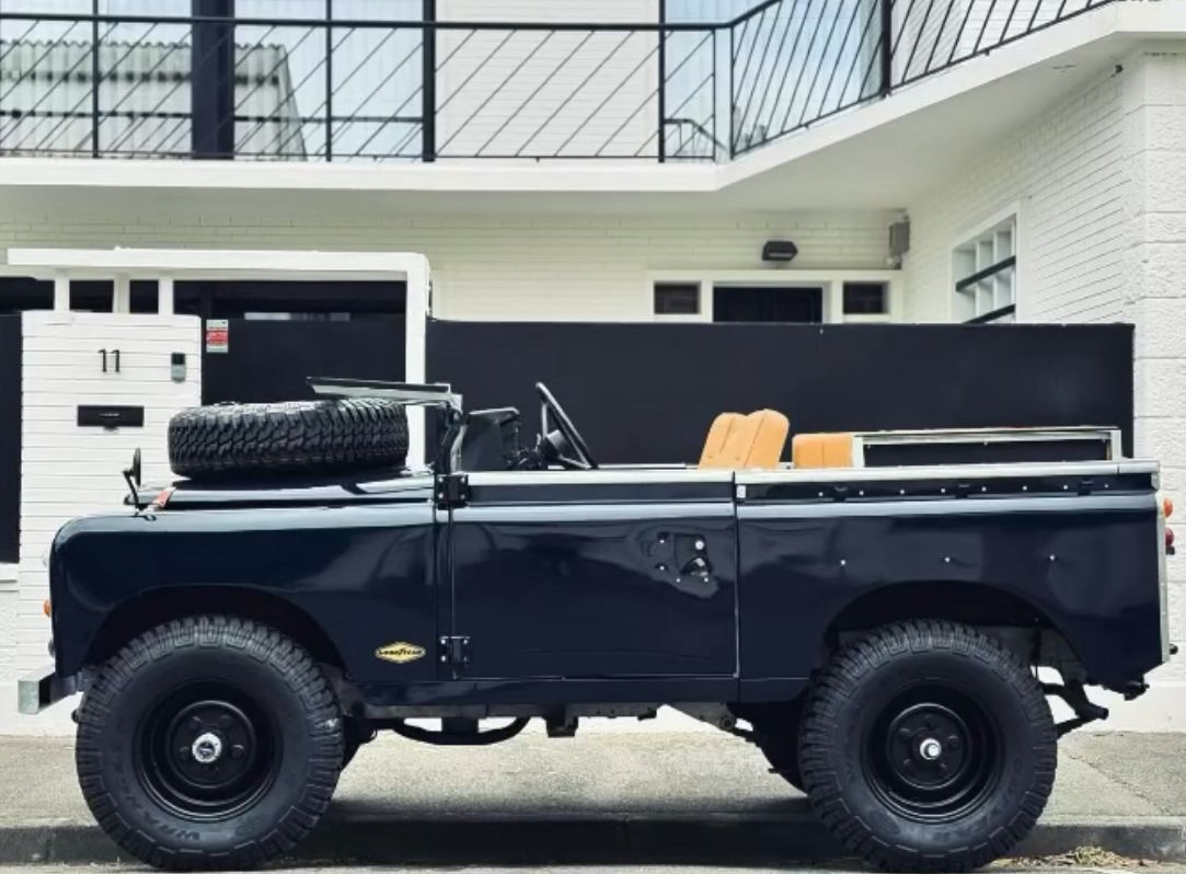 Midnight Blue — palette and works 4