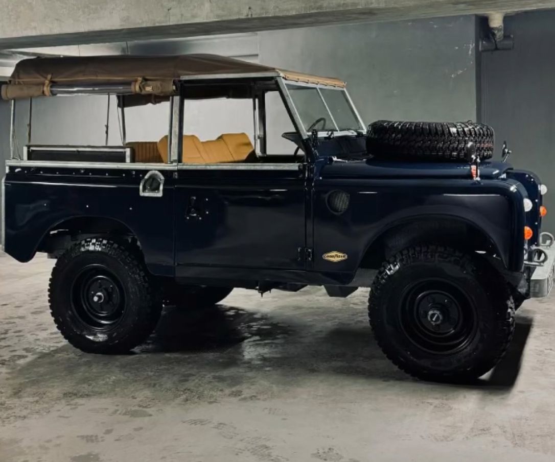 Midnight Blue — palette and works 12