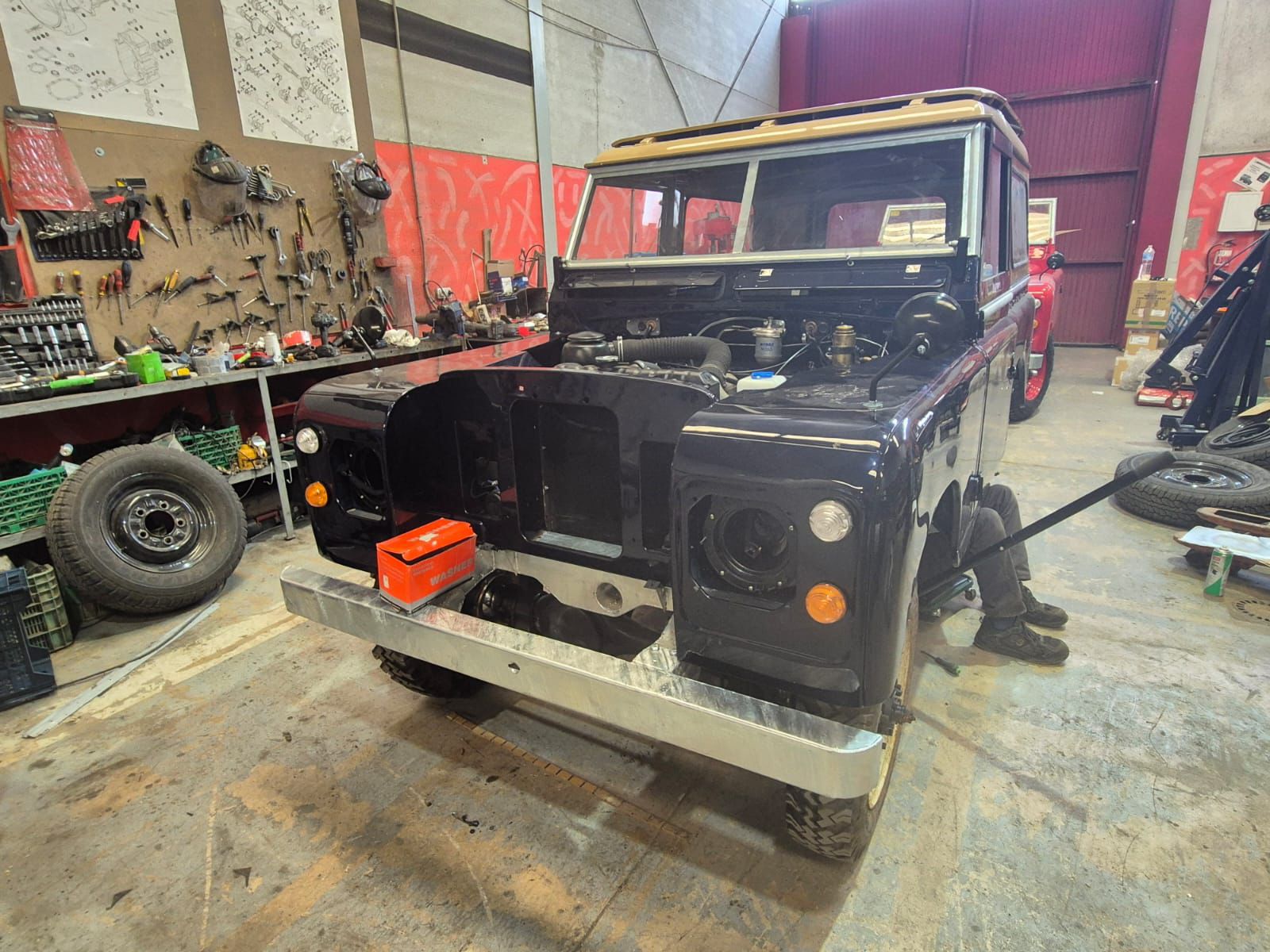 Navy Blue — palette and works 4